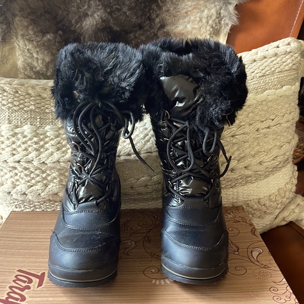 Tara M Luna boot - preowned